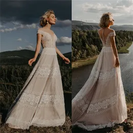 2020 Lace Bröllopsklänningar En linje Applique Sweep Train Bridal Gowns Illusion Bodice Bröllopsklänningar Vestidos de Novia