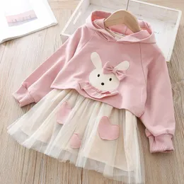 赤ちゃんの女の子漫画のウサギの弓印刷パッチワークメッシュチュチュスカートフード付き長袖スカートキッズプリンセスドレスデザイナー服M509