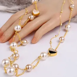 ファッションデザイナー高級クラシックかわいいダイヤモンドハートエレガントな真珠の多層ロングセーターステートメントの女性のためのネックレス