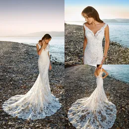 Eddy K 2019 Eleganta bröllopsklänningar Lace Appliqued V Neck Backless Bridal Gowns Mermaid Trumpet Country Boho Beach Bröllopsklänning