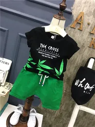 2019 Crianças Folha T-Shirt Shorts 2 Pcs / Sets Criança Lazer Esporte Ternos venda Quente Bebê Algodão Verão Crianças Meninos Meninas Conjuntos de Roupas