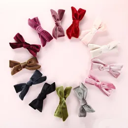 Fashion Velvet Kids Girls Hair Clips Single Bows Baby Girls Hairpins Sweet Lovely Bow Hair Barrettes New Baby Bands
