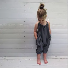 2020 Hot Fashion Kids Designer Kläder Tjejer Sommar Halter Toppar Halterneck Jumpsuits Solida färger har fickor