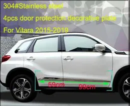 Piastra protettiva per barra di protezione della porta laterale in acciaio inossidabile di alta qualità 4 pezzi con logo per Suzuki Vitara 2015-299c