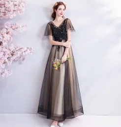 2019 NYA A-Line Gothic Black Wedding Dresses With Sleeves V Neck Golv Längd Enkel Non Vit Informella Bröllopklänningar Med Färg Billiga