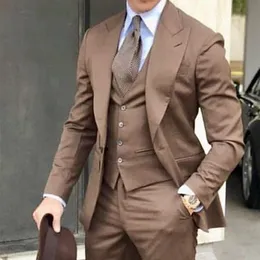 茶色の新郎の結婚式のTuxedos 2019ピークの襟の男性1つのボタンのウエディングパンツスーツ3個のビジネスブレザー