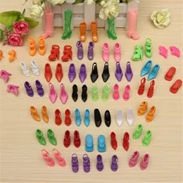 40 par 80pcs docka skor mode söta färgstarka olika skor kit olika stilar baby leksak tillbehör