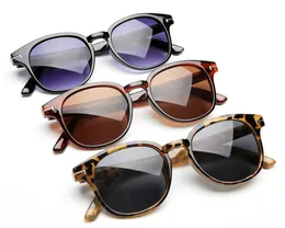 2019 Luxury Designer Sunglasses for Men Women Sun Glasses Goggles Retro Sunglasses Women Vintage Sunglasses 3 Colors Good Quality