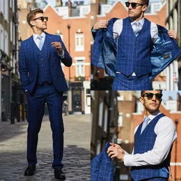 2019 Damier Check Groom Tuxedos Mens Wedding Suits Three Pieces Peaked Lapel Top Quality Groomsmen Evening Prom Party Gowns