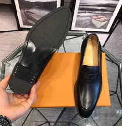 Hot New Herr Oxxfords Toppar Kostym Casual Bröllop Vattentät Äkta Läder Business Klänning Svart Slip-On Pumps Skor EU38-45