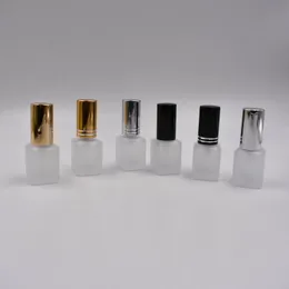 5 ml Frosting Glass Tom Parfym Sprayflaska Små flaskor Portabel Atomizer Kosmetisk Doftbehållare F2350