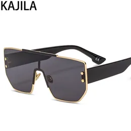 Occhiali da sole quadrati Donna Trending Nuovo arrivo 2019 Oversize Ladies Retro Gradient Occhiali da sole oculos feminino 1121