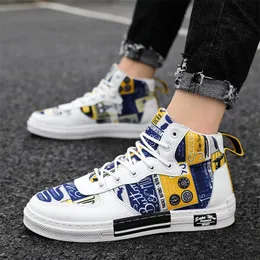 Canvas Shoes Mens 2019 Autum Winter Leisure High Top Breathable Graffiti Board Shoes for Male Students Daily Dress Rubber Soft Sole