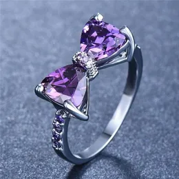 New Crystal Rhinestone Bowknot Ring Female Wedding Rings Purple Gemstone Knuckle Finger Band Imitation Diamond Lady Designer Jewelry Finding