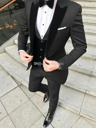 Bonito One Button Groomsmen pico lapela do noivo smoking Homens ternos de casamento / Prom / Jantar melhor homem Blazer (jaqueta + calça + gravata + Vest) 818