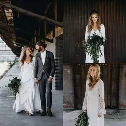 Vintage Boho Bröllopsklänningar Hippie Country Crochet Lace En linje Bohemian V-Neck Långärmad Elegant Bridal Gowns Plus Size Vestido de Noiva