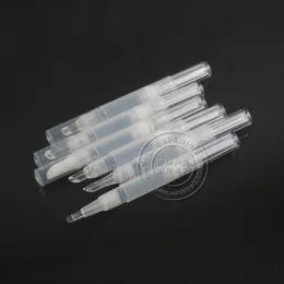 Penna cosmetica twist da 125 pezzi / lotto da 2,0 ml con punta in silicone, confezione penna vuota per distributore di olio o gel medicinale