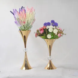 Cheap Sales !!Wedding Candle Holder Romantic Standing Wedding acrylic Candlestick Wedding crystal Flower Stands flowerCandelabra decor133