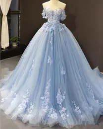 Real Image Princess Quinceanera одевается на линию от плечевого кружевного 3D аппликация Sweet 16 Sweep Train Bless Black Prom Part