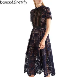 High Quality 2018 New Women Self Portrait Lila Floral Lace Runway Dress Elegant Party Ladies Long Clothing J190429