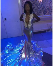 Sexy Black Girls Mermaid Prom Dresses 2020 Zroszony Suknie wieczorowe Plus Rozmiar Rękawów V Neck Prom Dress Vestidos de Fiesta