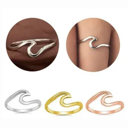 Wholesale fashion ocean wave ring korean style simple band wedding wave ring cheap price hot sale new jewelry for women wedding gift