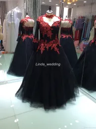 2019 Verkliga bilder Quinceanera Klänning Hög Neck Applique Långärmad Söt 16 Lång Prom Party Dress Event Ball Gown Plus Storlek Anpassad