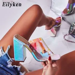 Eilyken pvc جيلي مثير شفاف السيدات النعال الصيف الأزياء أفعواني الطرف الكعوب الأحذية المصارع الشرائح الصنادل
