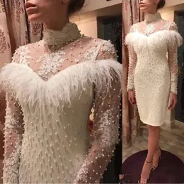 Seksowne pióro Seksowne Suknie Koktajlowe Długie Rękawy Koronkowe Aplikacje Perły Krótkie Kolano Długość Party Graduation Prom Dress Formalne Suknie Homecoming