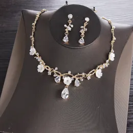 Gold Brautkronen Tiaras Haar Kopfstück Halskette Ohrringe Accessoires Hochzeit Schmucksets Billige Modestil Braut 3 piept 296d