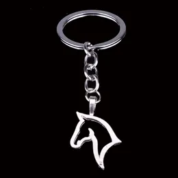 12st / mycket trendig häst huvud nyckelring pendant smycken kärlek nyckelring kvinnor män bröllop charm gåvor silver nyckel kedja mode