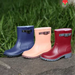 Hot Sale-Rain Boots Cute Girls Boys Babies Kid Slip On Buckle Solid Hoof Heel Waterproof Shoes 2016 Design kinderen regenlaarzen Simple Chil