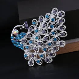 Fashion Female Peacock Brooch Beautiful Animal Bird Crystal Brooches Pins