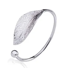 Popular Sweet Literary Elegance, Small Fresh Tree Leaves, Open Bracelets Fashion Branch Bracelets Hand Jewelry C19030201