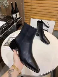 Hot Sale-Designer Kvinnor Black Cowboy Boots Fashion Martin Ankle Black Boots Talon Ladies Stage Skor Flat Heel Shoes