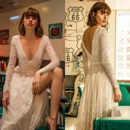 Abiti vintage bohémien a maniche lunghe in pizzo Boho Beach con scollo a V Abiti da sposa Una linea di abiti da sposa semplici e modesti