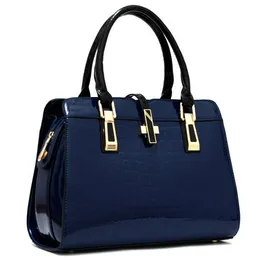 Designer- Gratis frakt Luxury Totes Varumärken Kvinnors Väskor Ladies Handväskor Designer Bags Mode Märke Chain Bag Single Shoulder Ryggsäck