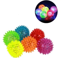 Hot Sale Soft Rubber Flash Ball Pet Hedgehog Bouncing Ball Flash Barbed Ball Led Flash Pet Interactive Toys DHL SN681