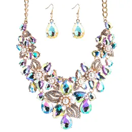Nuovo design collana orecchini set per ragazze Lady esagerato fiore imitazione perla goccia d'acqua oro moda donna gioielli da sposa vestito blu