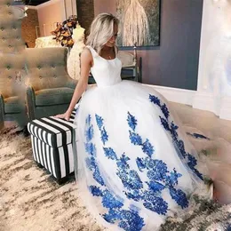 Biały i niebieski Prom Dresses Scoop Dekolt Bez Rękawów Koronki Aplikacje Suknie Wieczorowe Tulle Długość Formalna Party Dress