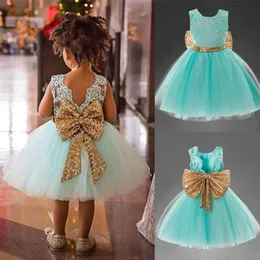 2020 Mode Baby Girls Princess Designad Tutu Fluffy Party Dress Ärmlös Backless Söt Kläder Barn Bröllopsfest Presenter