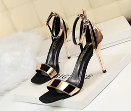 Sexig 6598 Summer Women Open Toes High Heels Simplicity Straight Buckle Stiletto Sandaler Fashion Lady Mixed Color Party Shoes