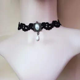 2020 koreanische Mode Stern Schwarz Spitze Retro Schlüsselbein Kurze Exquisite Hals Halskette Elegante Damen Schmuck Großhandel