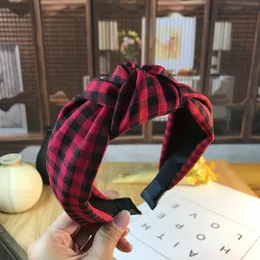 Korean Version Of Retro Middle Knot Headband Korean Fabric Simple And Sweet Lattice Wide Edge Hairpin Hair Accessories Wholesale