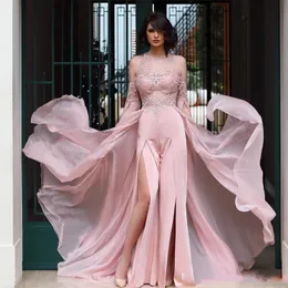 Chic Pant Suit Aftonklänningar med Overkirt Side Splits Arabiska Lace Backless Formella Prom Lökar Handgjorda Special Occasion Dress