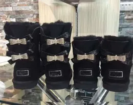 熱い販売の新しいスノーブーツミドルチューブファッション暖かい女性の綿の靴ちょう結びドリルスノーショーのサイズ