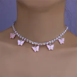 Collane a farfalla da donna Catene ghiacciate di lusso in argento dorato Moda ragazze Girocollo con strass Bling Ciondolo animale Regalo di gioielli per feste Hip Hop