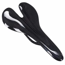 Ingen logotyp Superljus 95g Matt / Glänsande Full 3K Carby Fiber Bike Saddle Road / MTB Cykelkudde Cykling Sitmatta 270 * 125mm