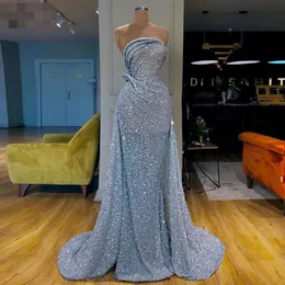 2020 Blue Sequins Overkirts Formal Evening Dresses Mermaid Stropless Arabiska Kvinnor Prom Klänningar Pagant Födelsedag Party Gowns Plus Storlek
