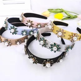 Boutique Pearl Women Hair Sticks Crystal Women Headbands Flower Girls Designer Headband Hair Tillbehör för Women Head Bands